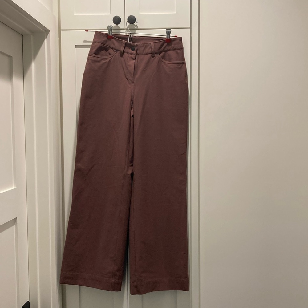LuluLemon Wide Leg Pants! NWOT!